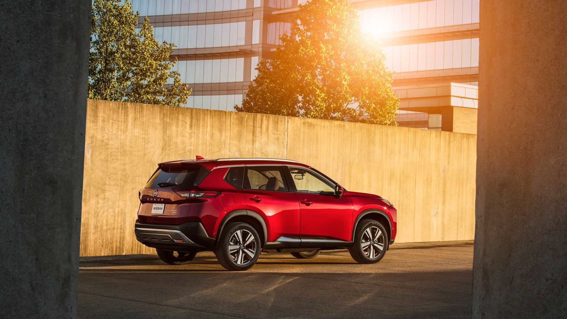 Nissan рассказал, что не так с новым X-Trail, провалившим краш-тест NHTSA