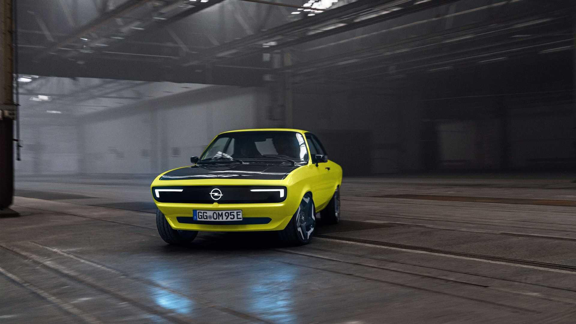 Opel превратил легендарную Manta в электромобиль