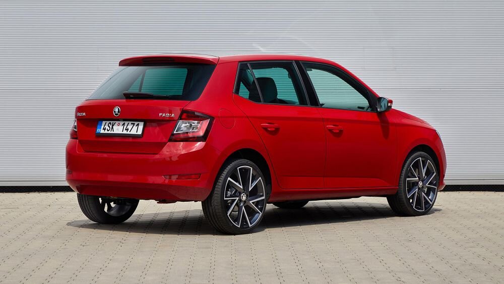 Новая Skoda Fabia — самый просторный салон и лучшая обтекаемость в классе