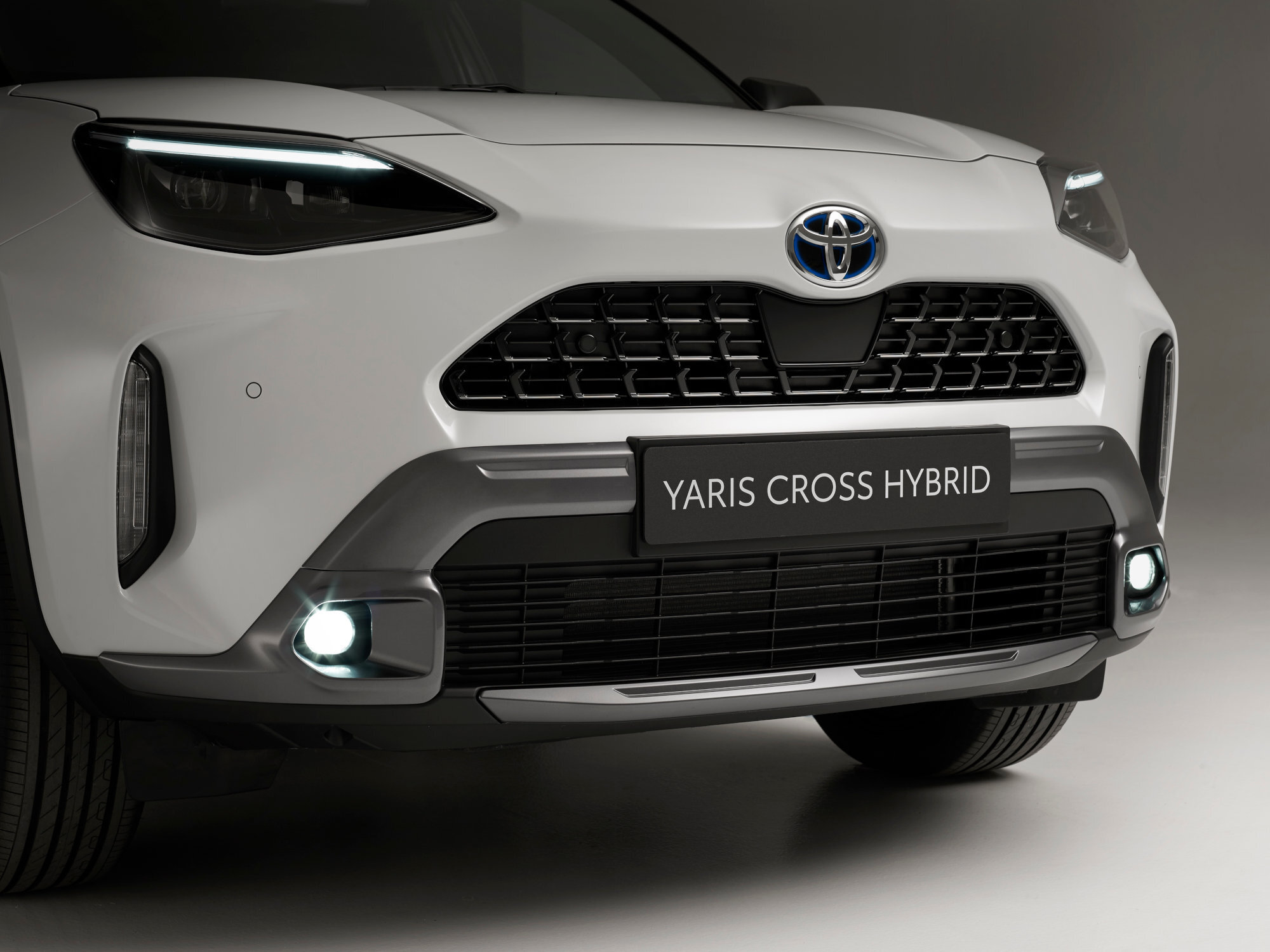 Линейка Toyota Yaris Cross пополнилась версией в стиле off-road