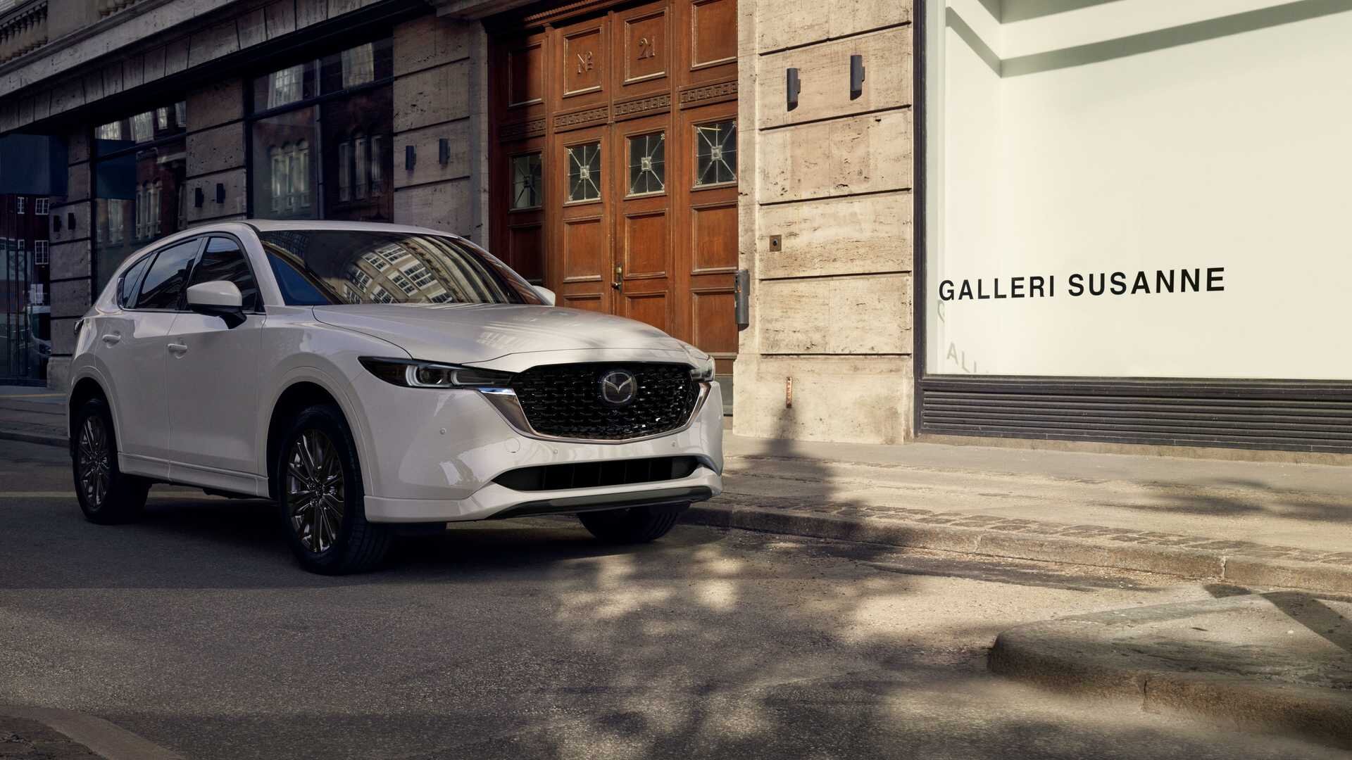 Mazda CX-5 подвергли рестайлингу: ФОТО