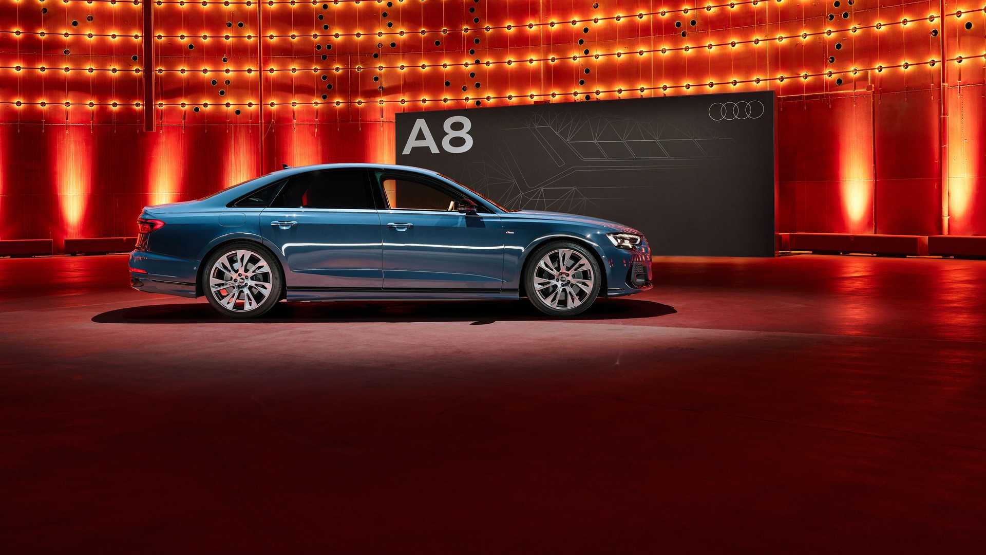 Представительский Audi A8 подвергли рестайлингу