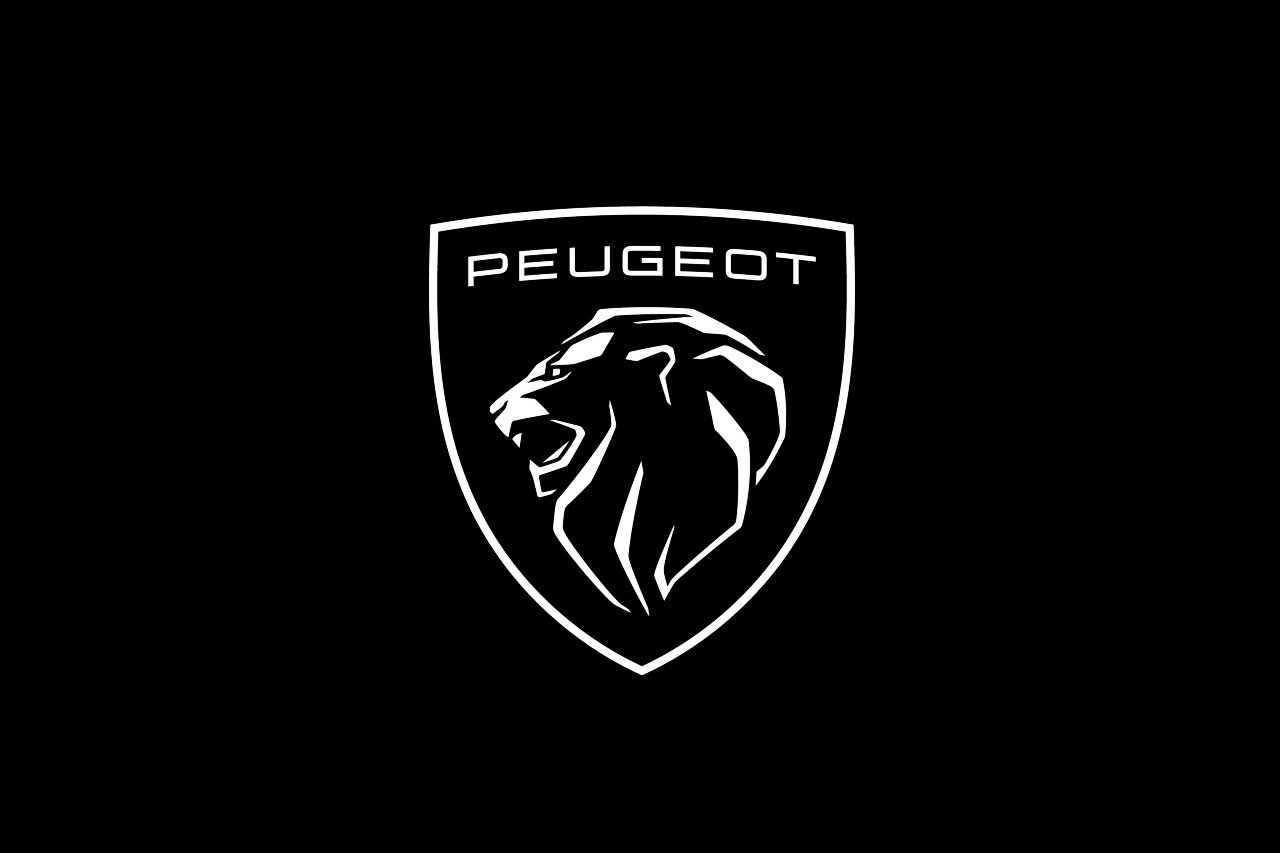 Peugeot сменила логотип: лев теперь злой