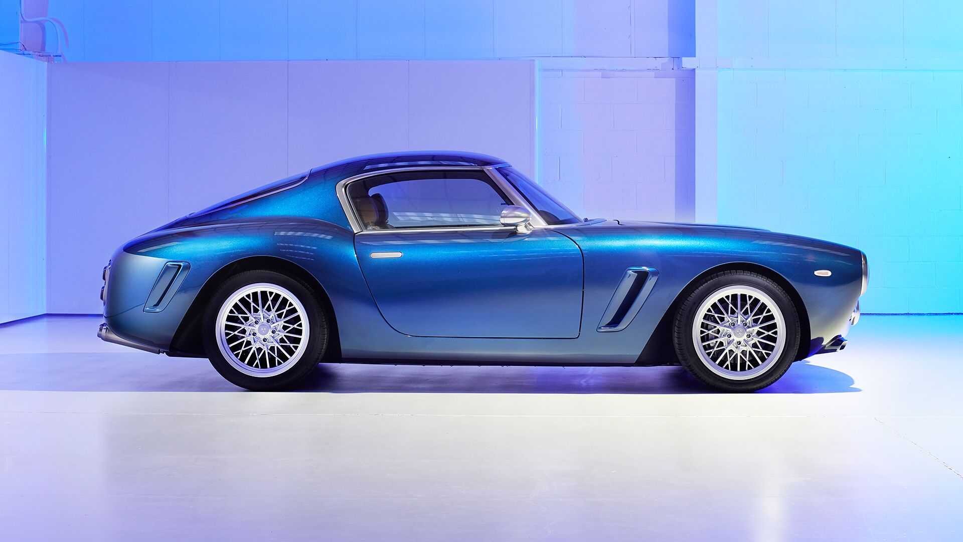 В Британии начнут выпускать суперкар в стиле Ferrari 250 GT SWB