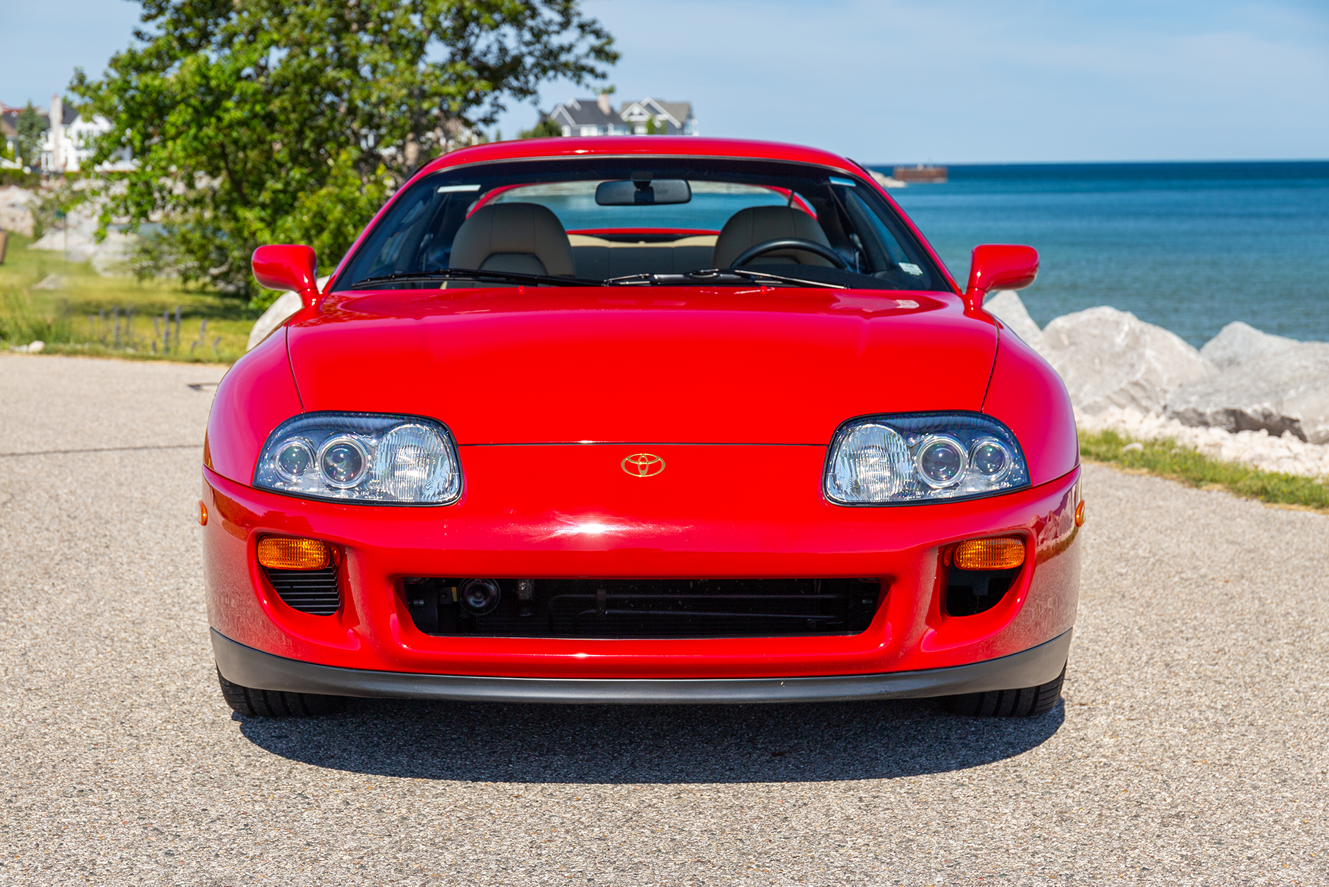 За Toyota Supra 1995 года дают втрое больше, чем за новую