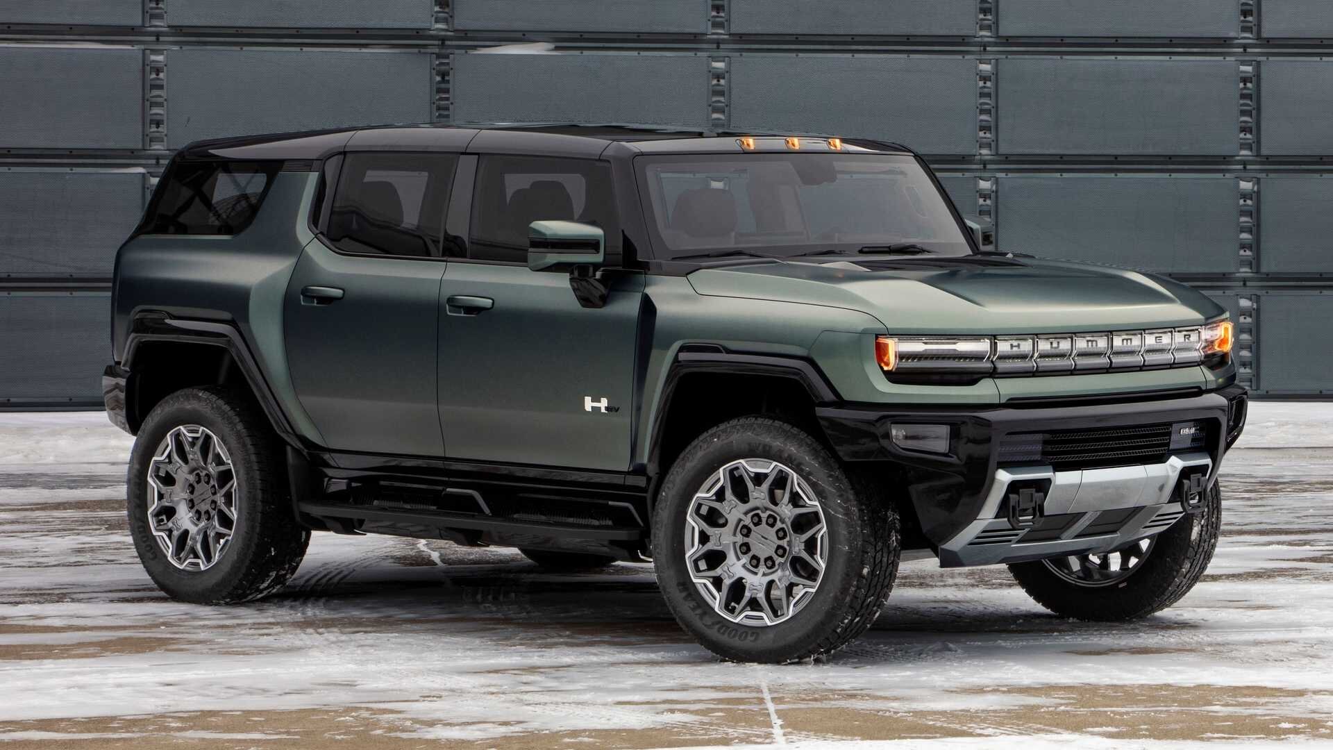 GMC объяснила, почему электровнедорожник Hummer EV оказался менее мощным, чем одноименный пикап