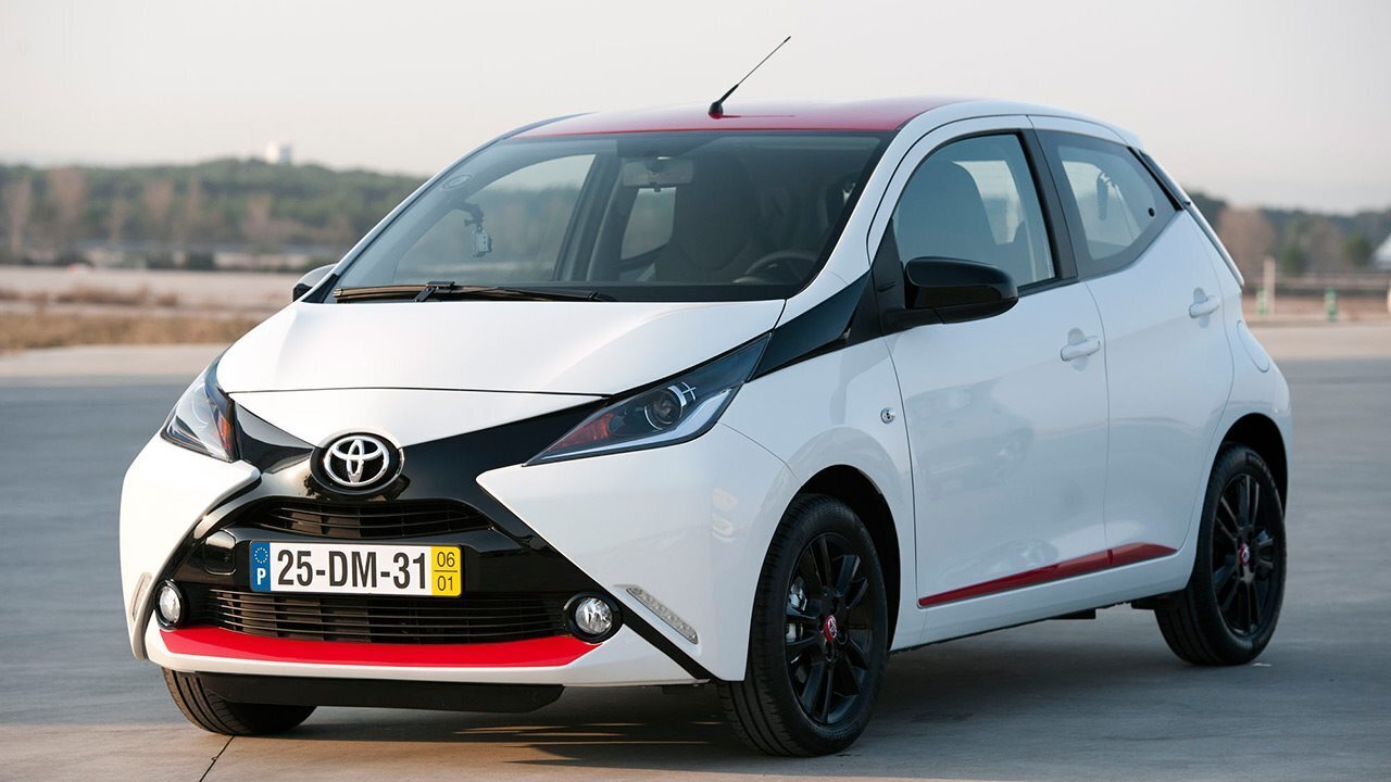 Toyota анонсировала субкомпактный кроссовер Aygo X, который создает специально для Европы