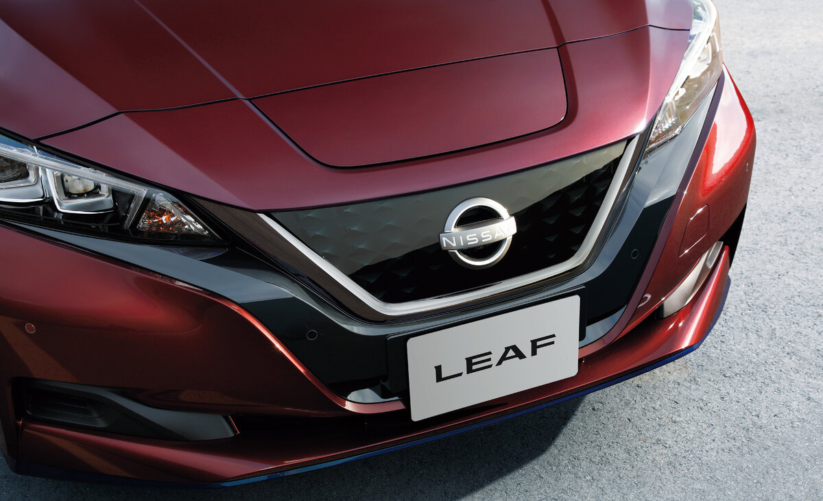 Nissan Leaf подвергли легкому обновлению