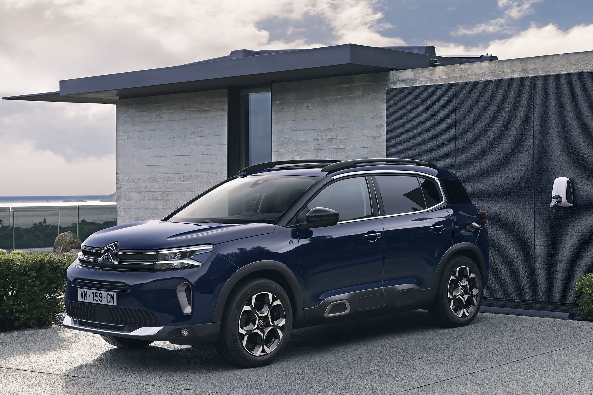 Экстравагантный кроссовер Citroen C5 Aircross подвергли рестайлингу