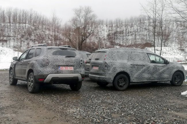 Renault в сентябре представит 7-местный бюджетный автомобиль