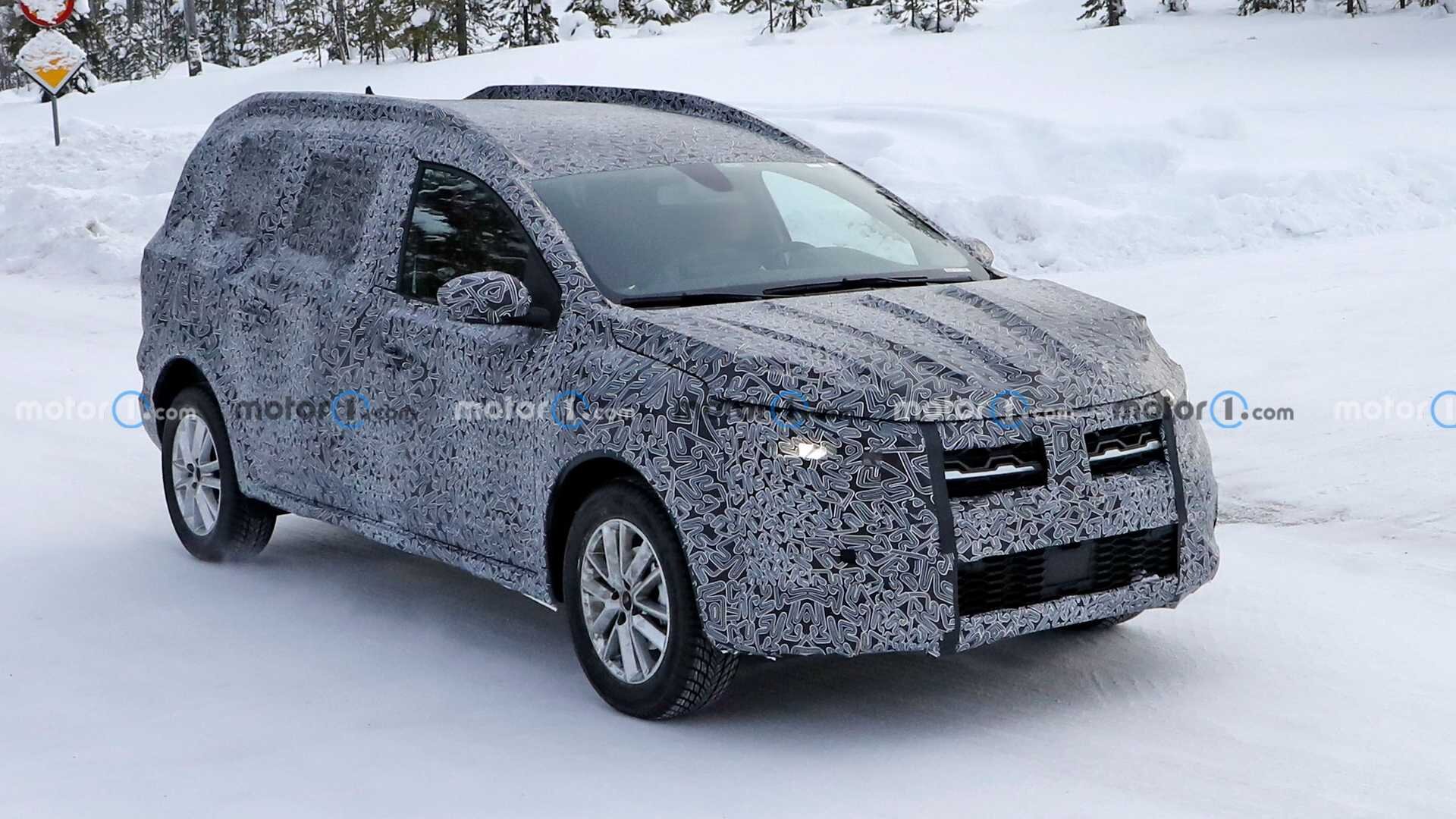 Renault в сентябре представит 7-местный бюджетный автомобиль