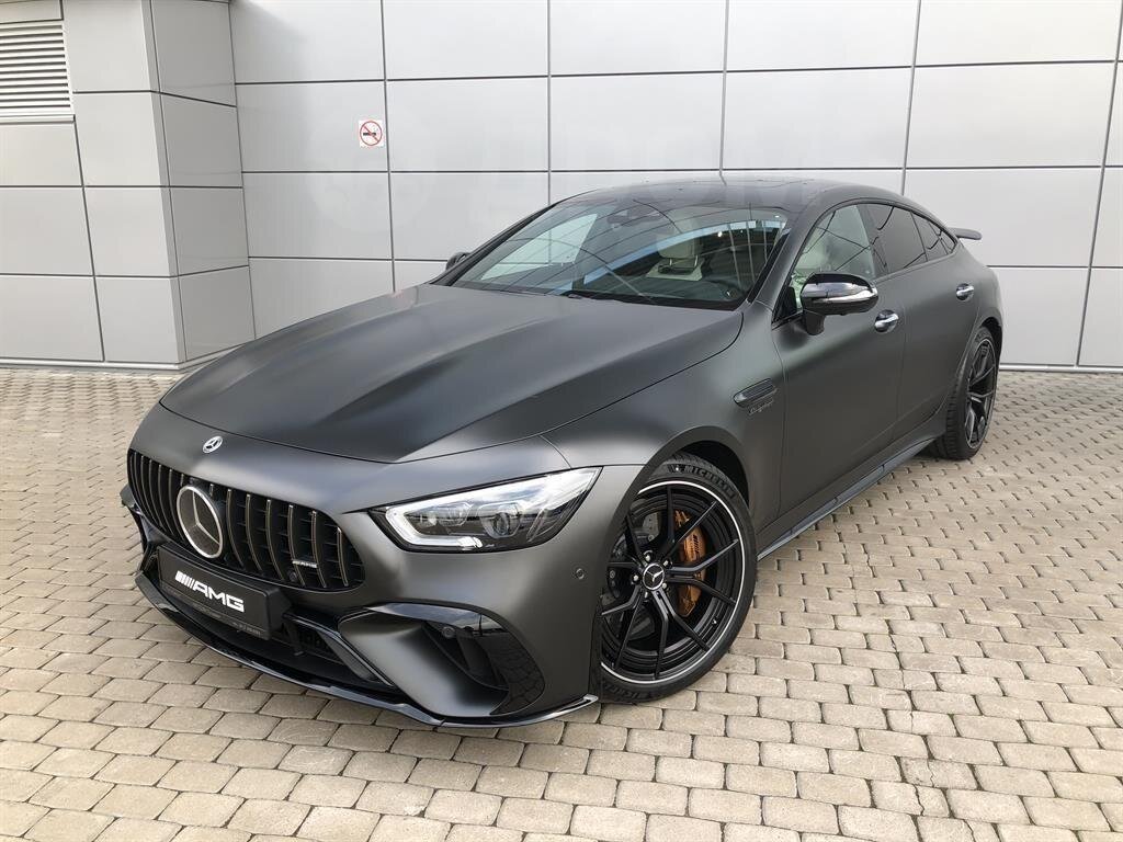 Флагманскую версию спорт-седана Mercedes-AMG GT 4-Door Coupe подвергли обновлению