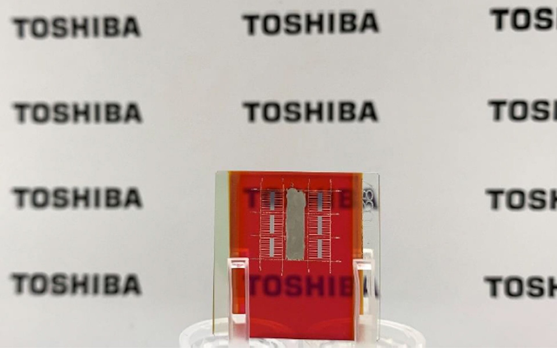 Toshiba разработала солнечные батареи, которые позволят не заряжать электромобиль от розетки