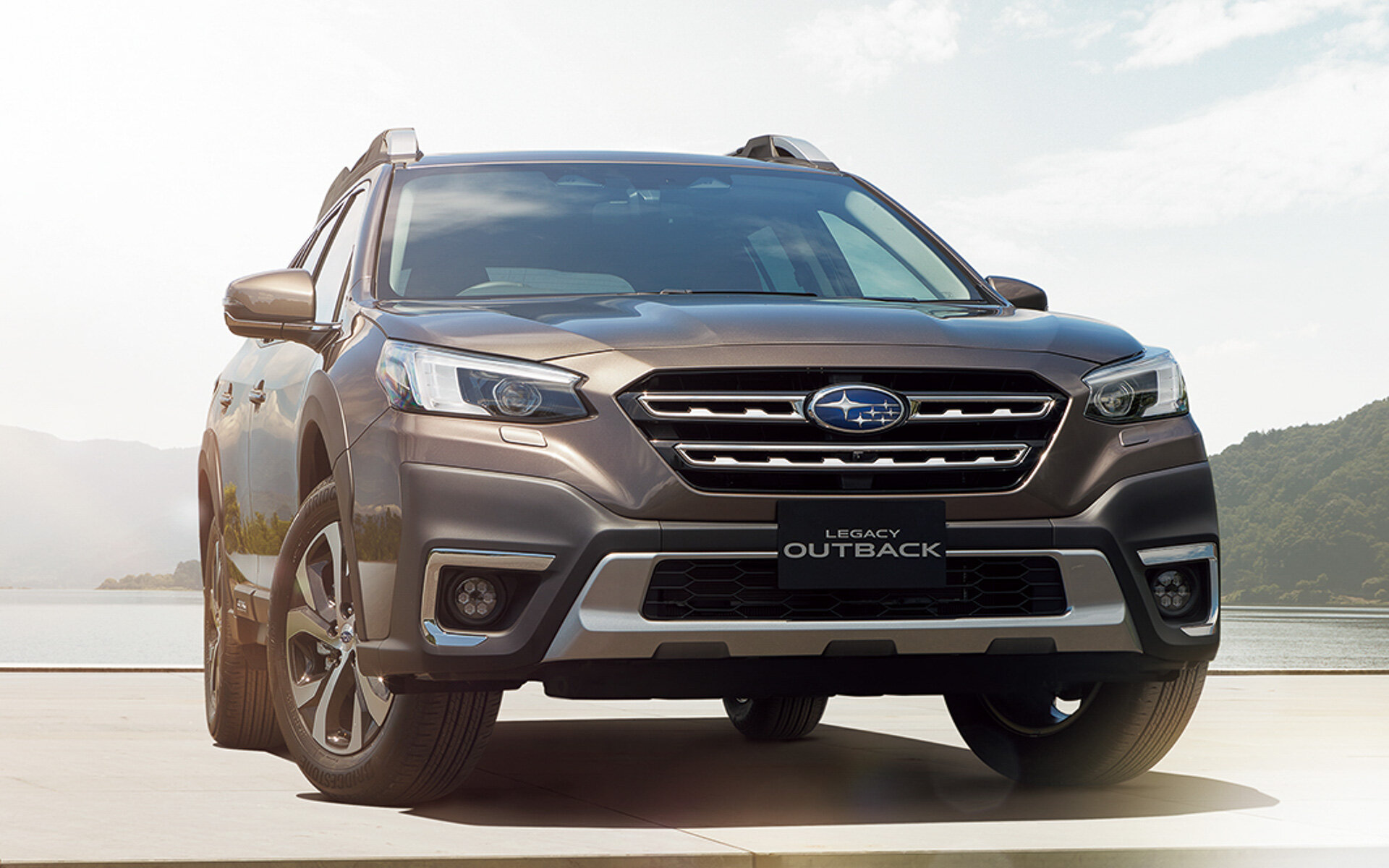 Subaru запустила продажи Legacy Outback в Японии