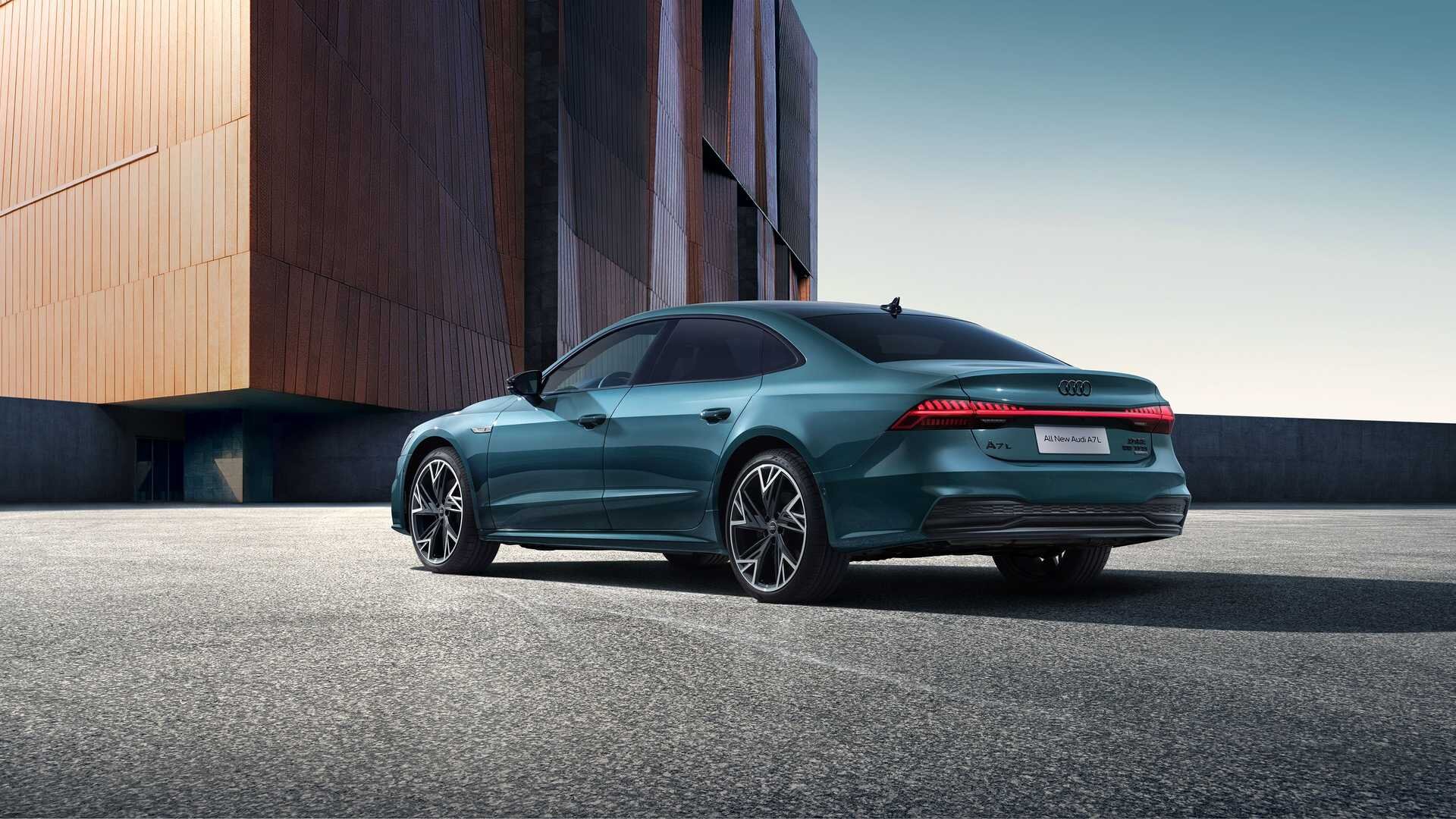 Audi удлинила A7 и превратила ее в седан