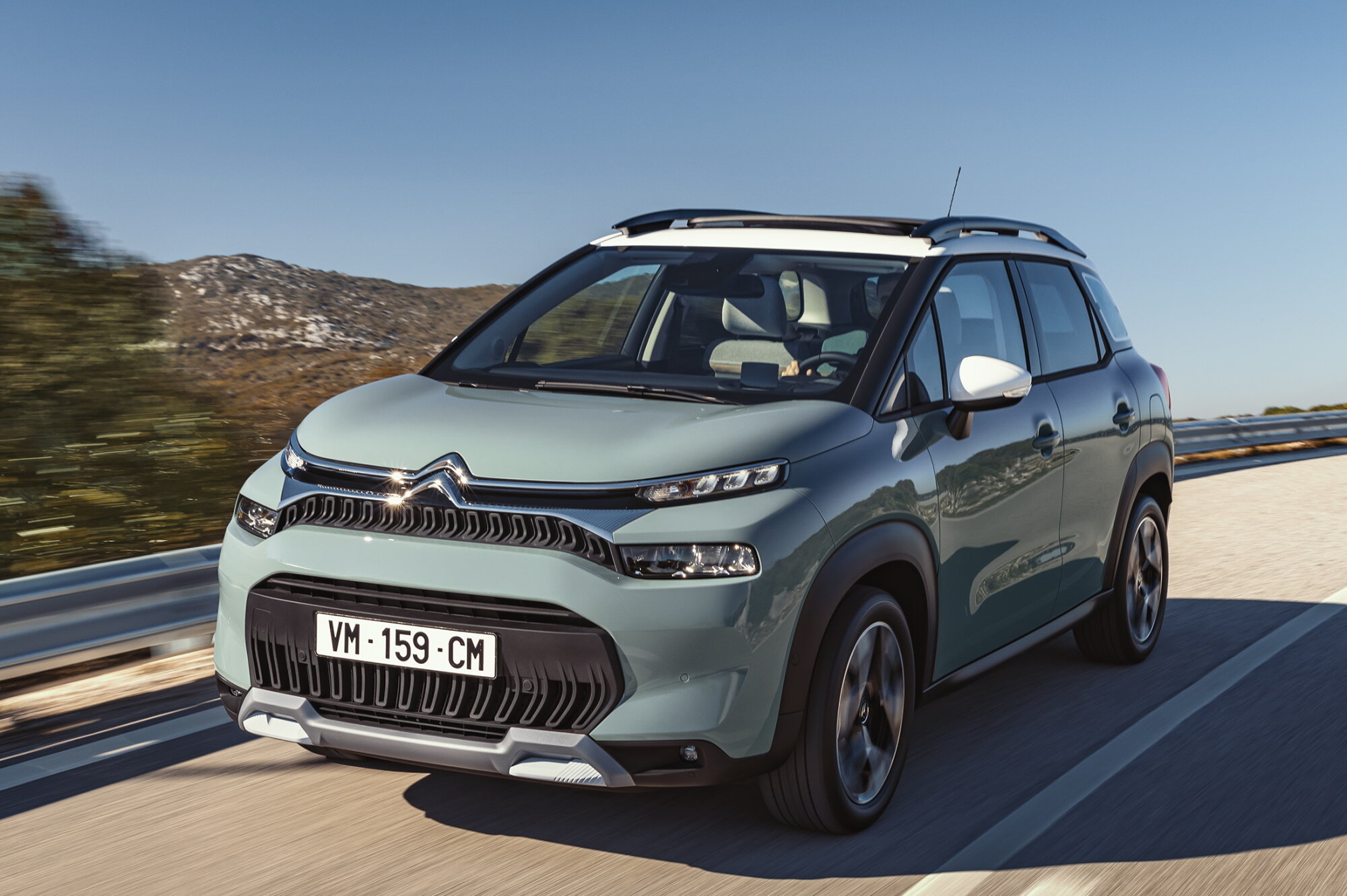 В России стартовали живые продажи обновленного Citroen C3 Aircross