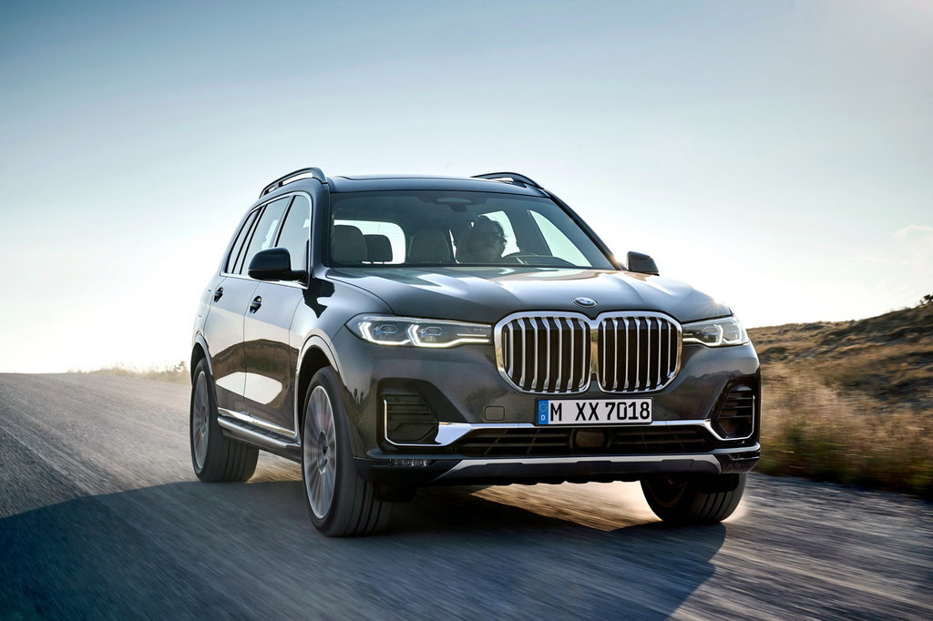 У голливудского актера Тома Круза угнали BMW X7 во время съемок фильма Миссия невыполнима — 7