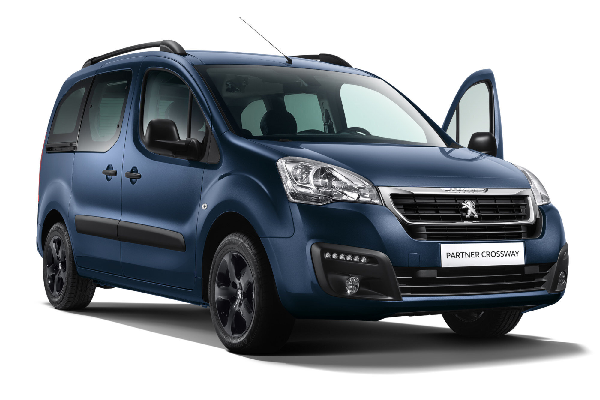 В России стали доступны новые версии Peugeot Partner