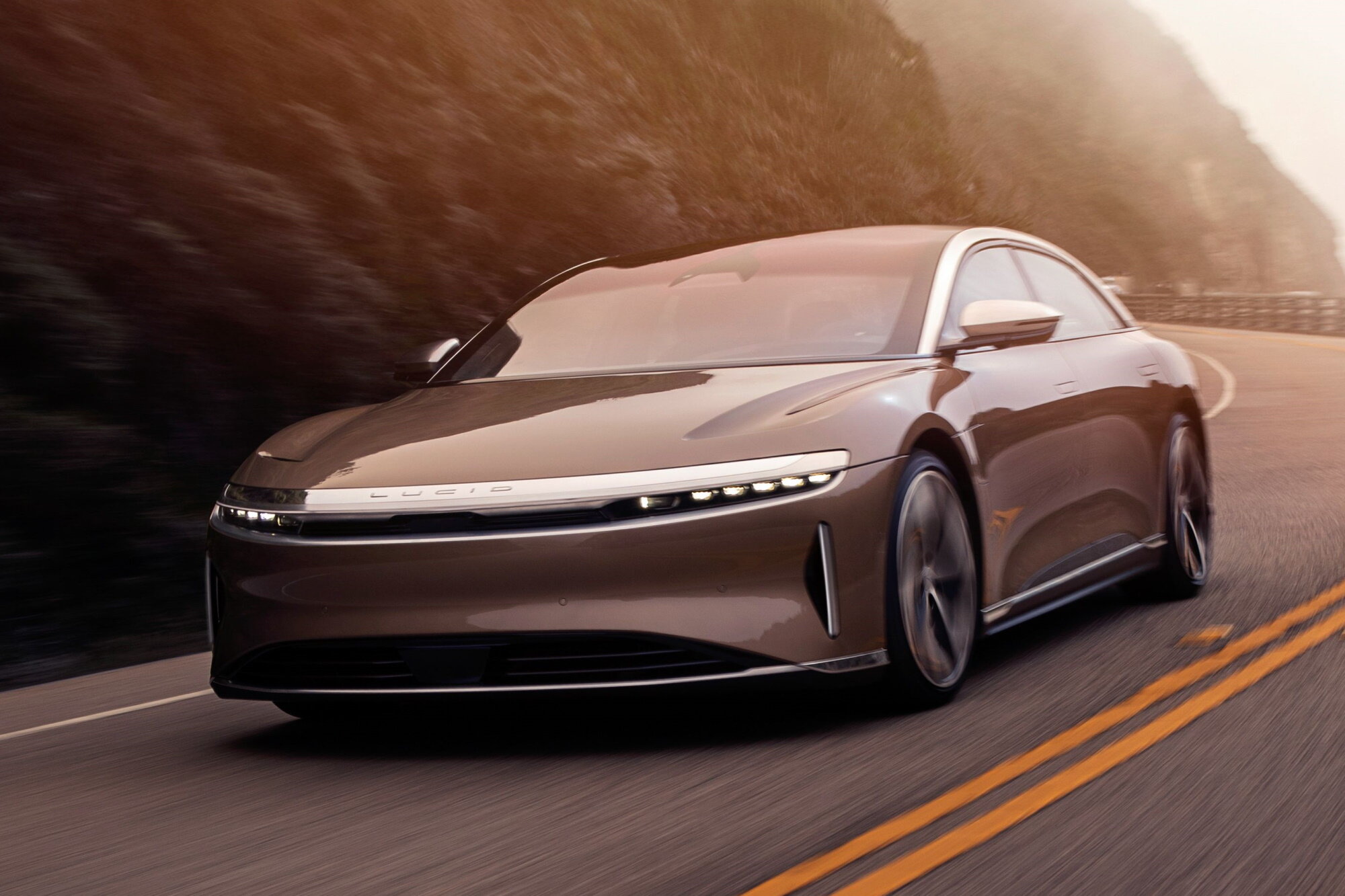 Lucid Motors запустила серийное производство электрических седанов Air