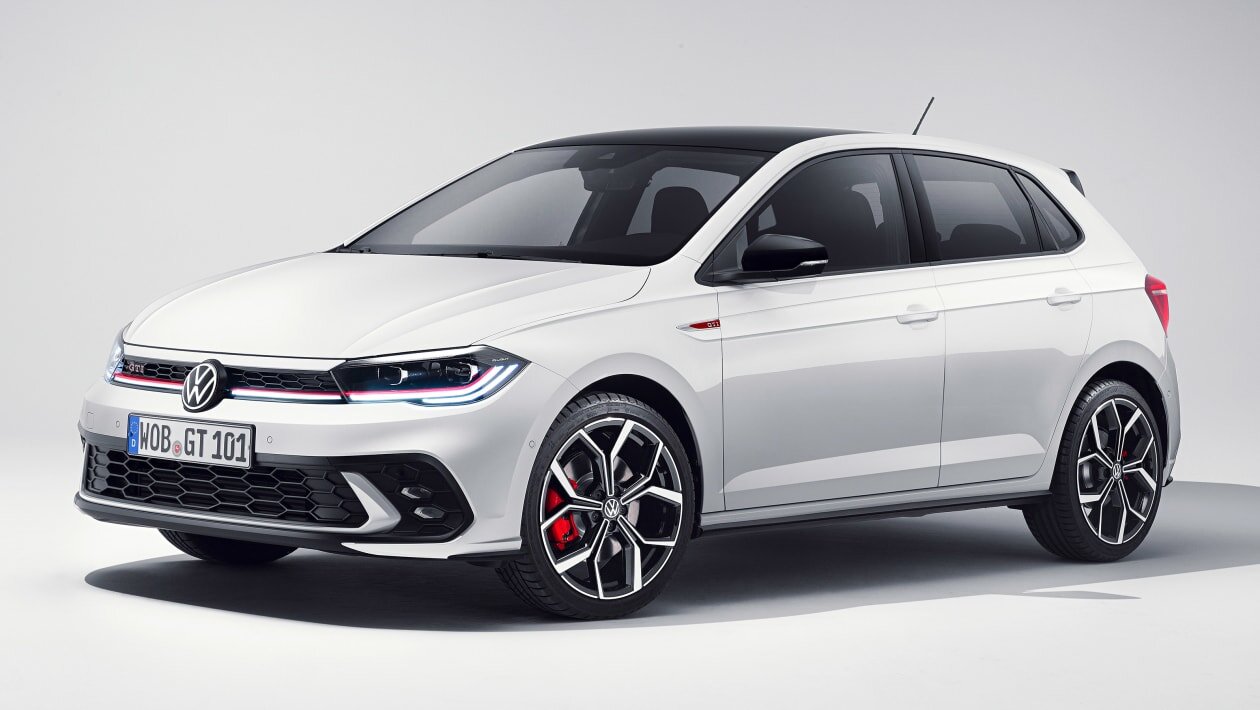 Volkswagen показал фотографии рестайлингового Polo GTI и рассказал о его начинке