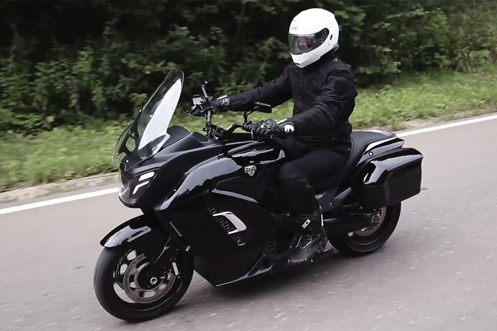 НАМИ разработал новый мотоцикл под маркой Aurus (ВИДЕО)