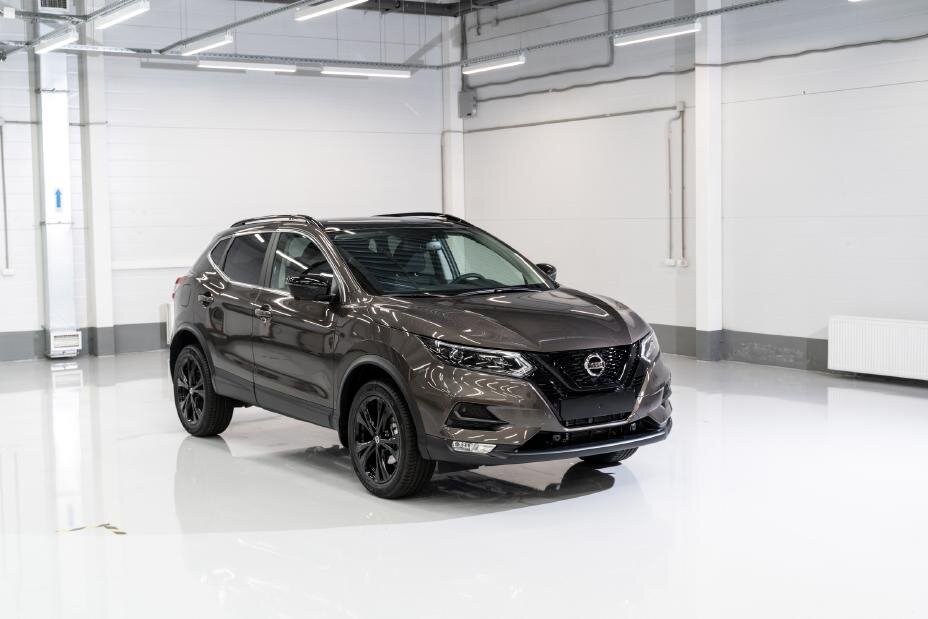 Nissan начал продавать в России Qashqai и X-Trail в черной спецверсии N-Design