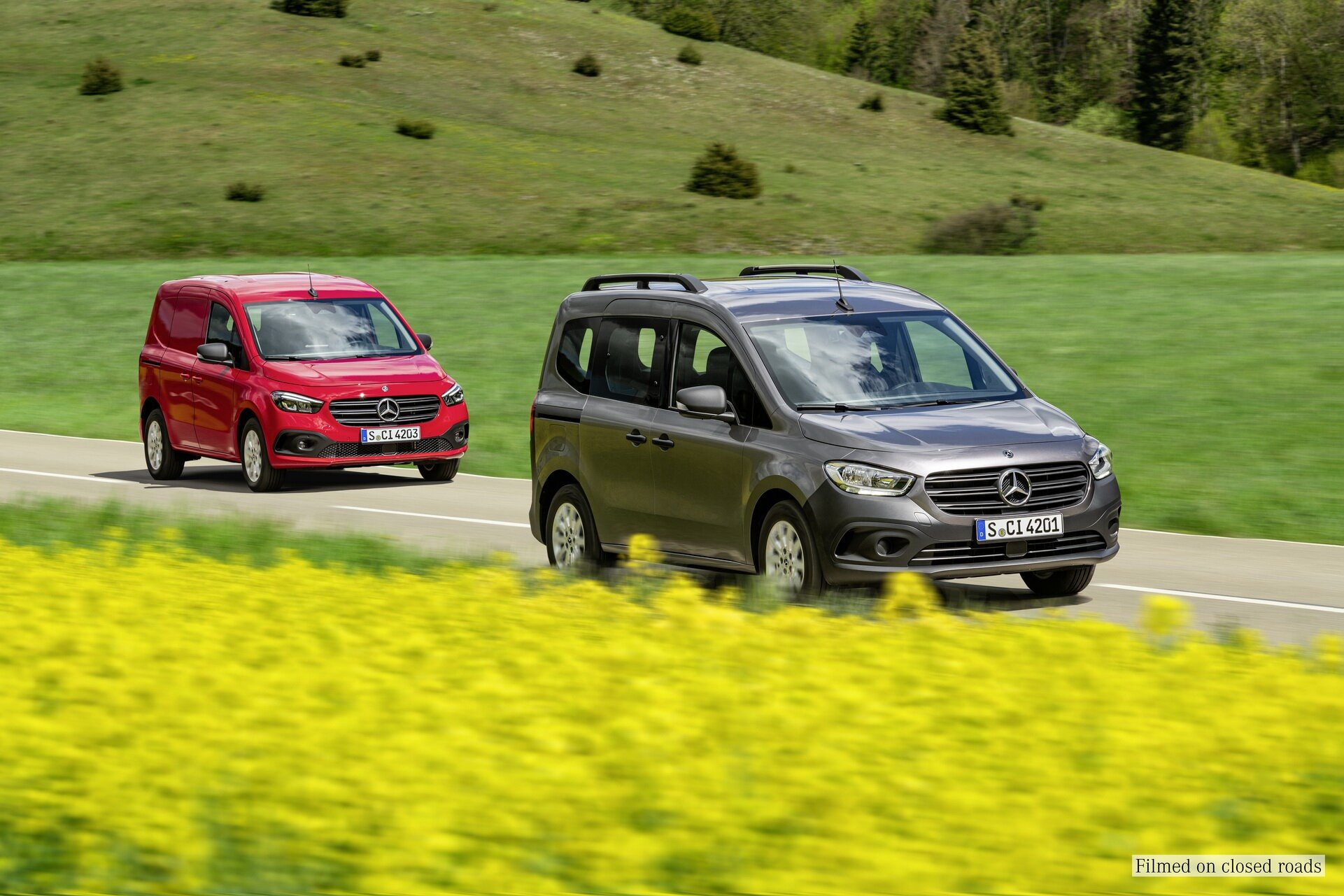 Mercedes-Benz Citan второго поколения показали в бензиновой и электрической версиях