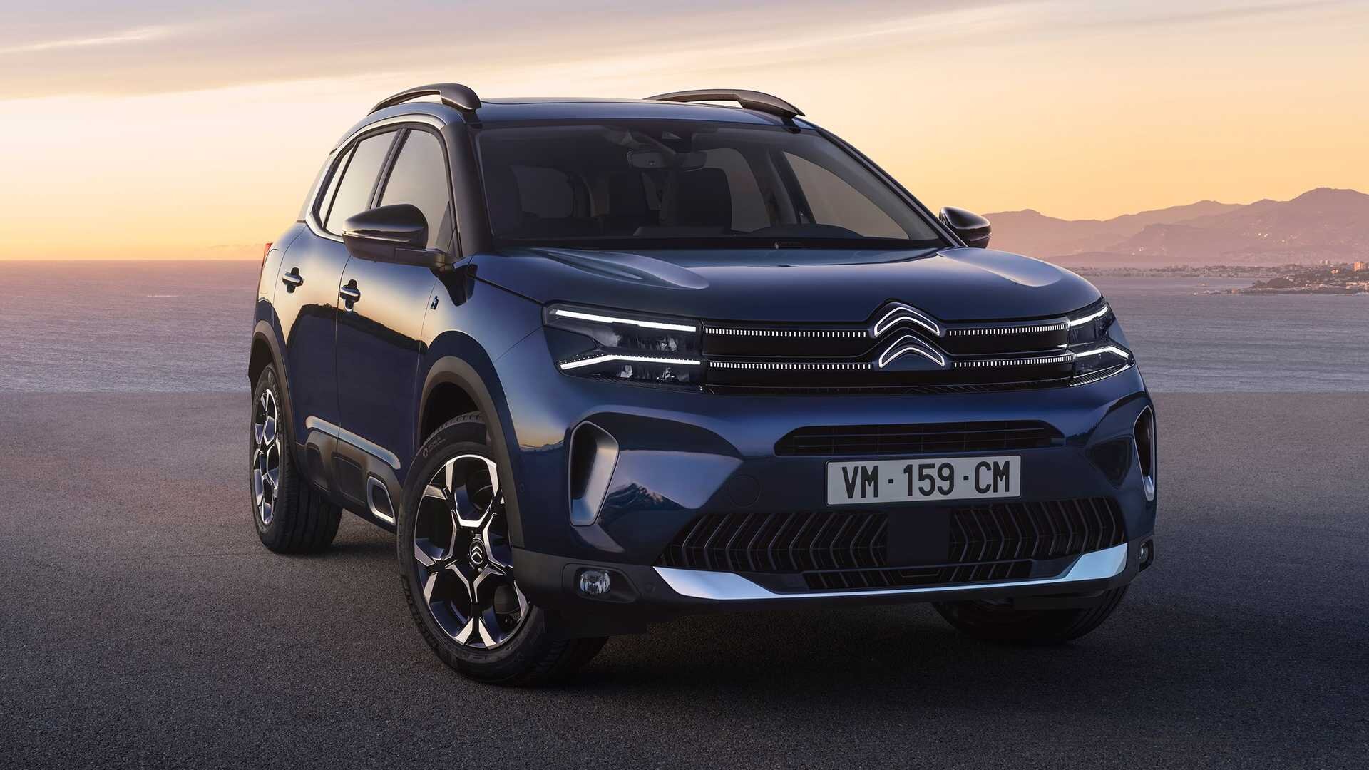 Экстравагантный кроссовер Citroen C5 Aircross подвергли рестайлингу