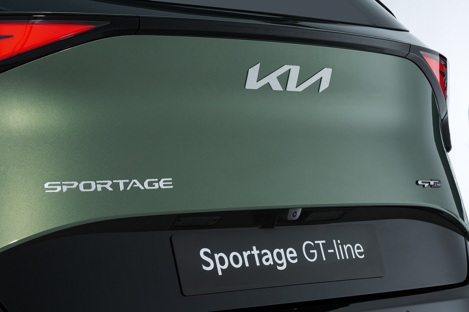 Kia представила европейскую версию Sportage нового поколения