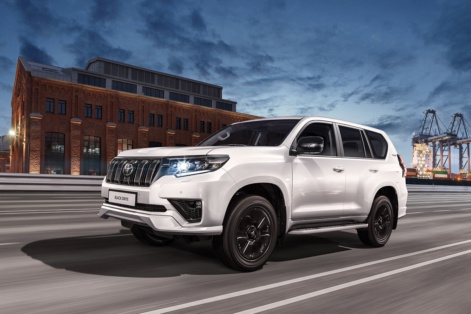 Toyota Land Cruiser Prado следующего поколения задерживается