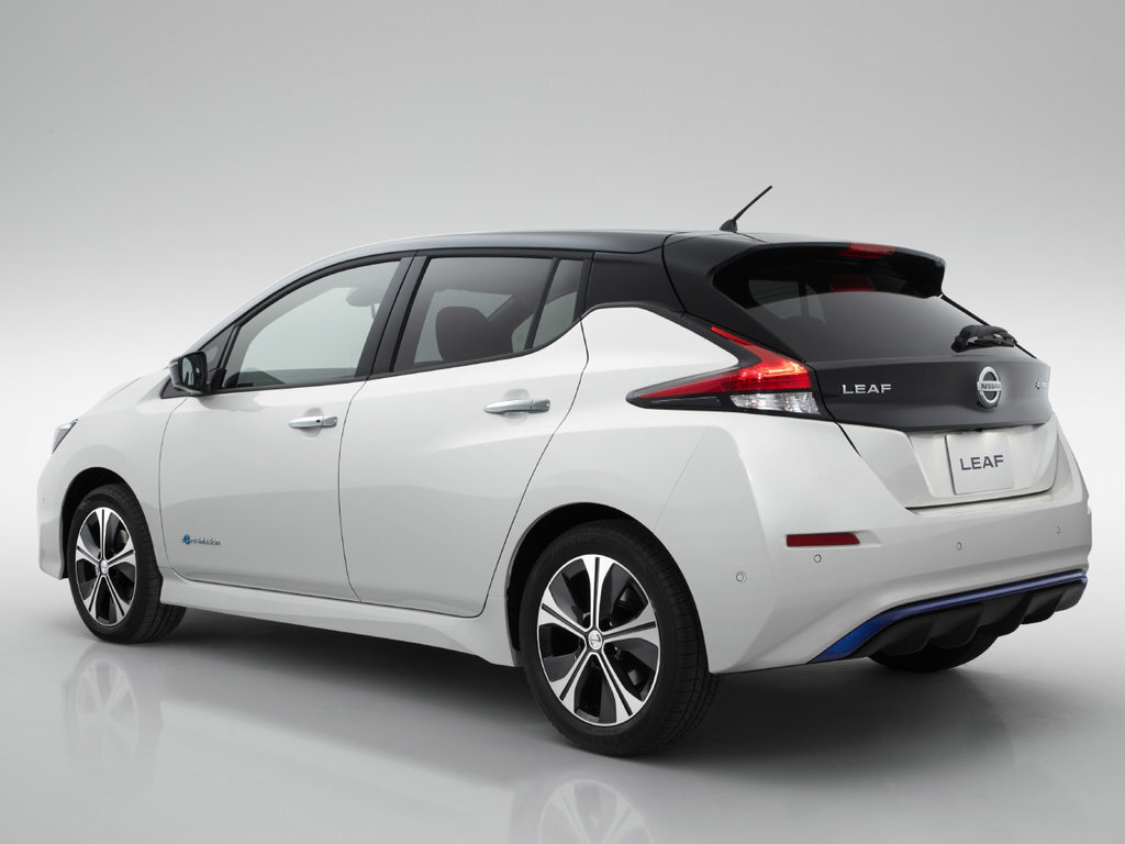 Электрический хэтчбек Nissan Leaf станет кроссовером