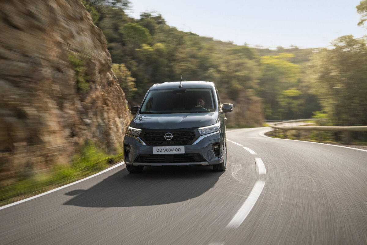 Nissan отказался от собственного семейства NV200 в пользу копии Renault