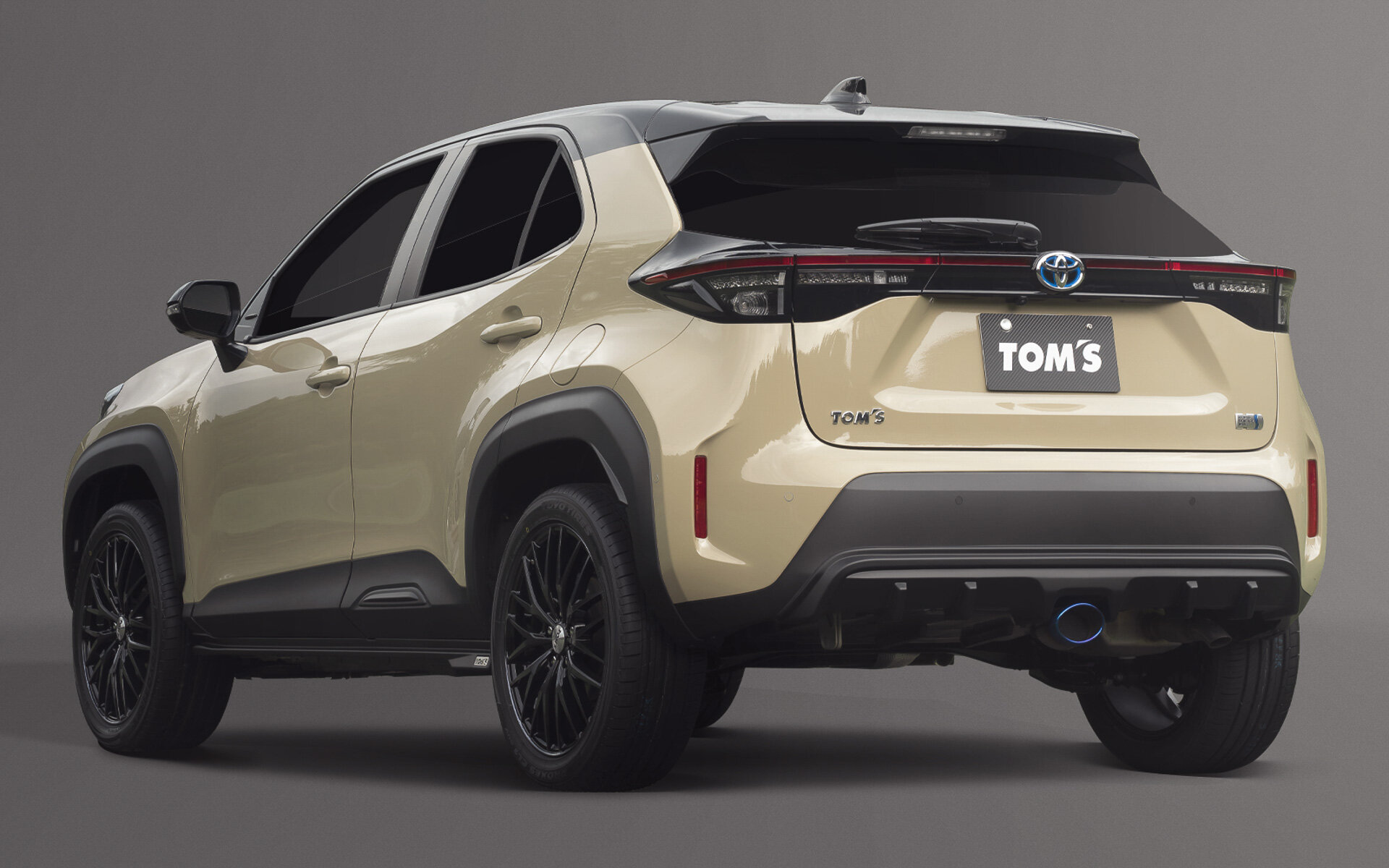 Для Toyota Yaris Cross выпущен новый обвес от TOMS