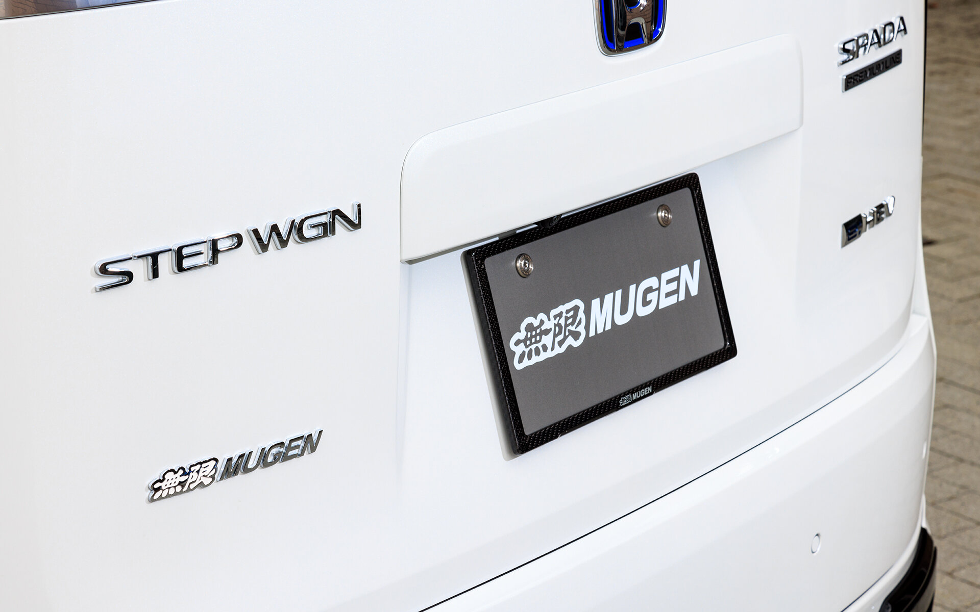 Mugen начала предлагать для новой Honda Stepwgn тюнинговые детали