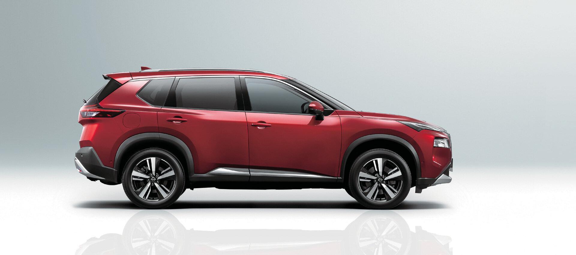 Nissan выпустил новый X-Trail для Японии