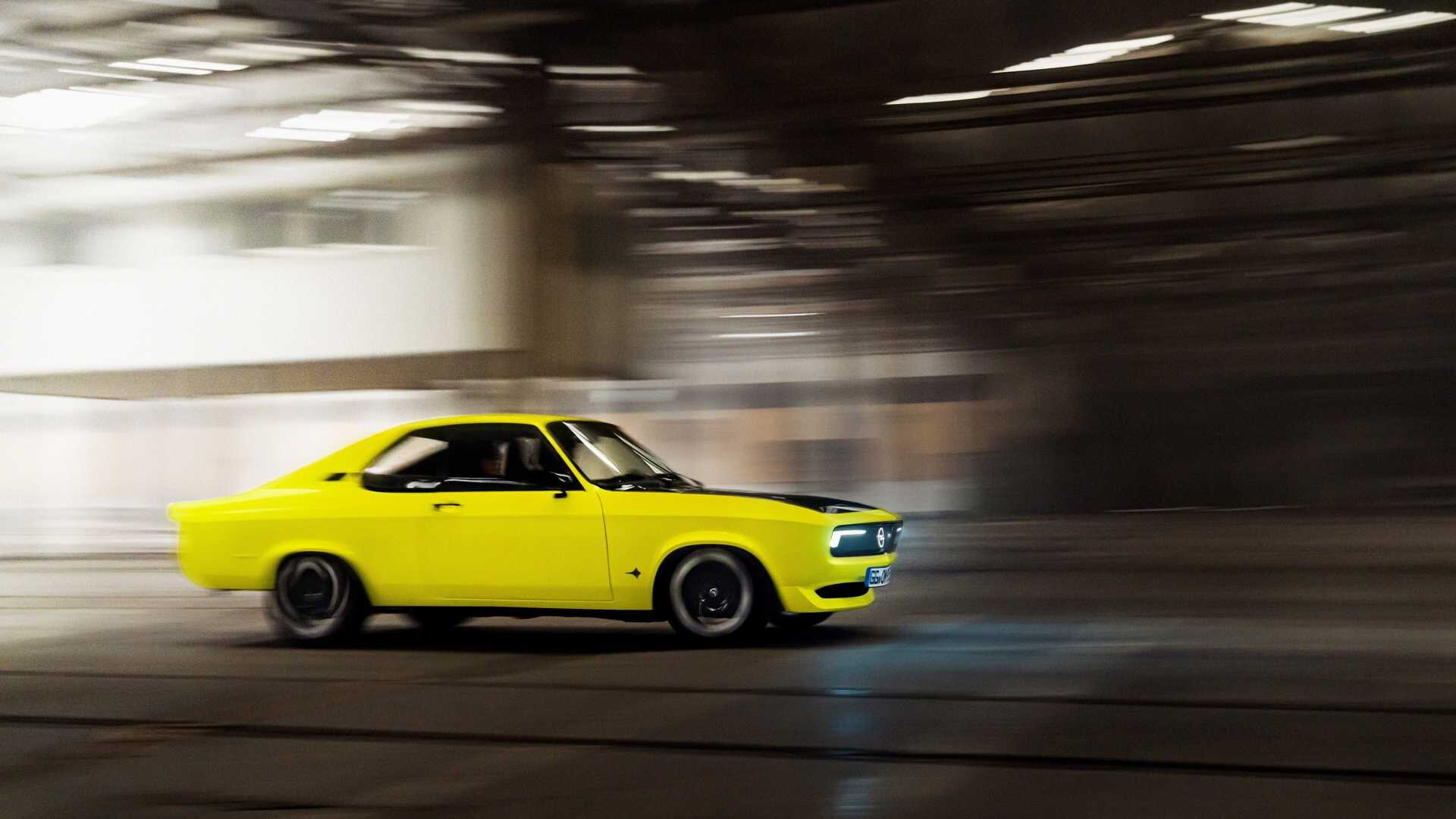 Opel превратил легендарную Manta в электромобиль