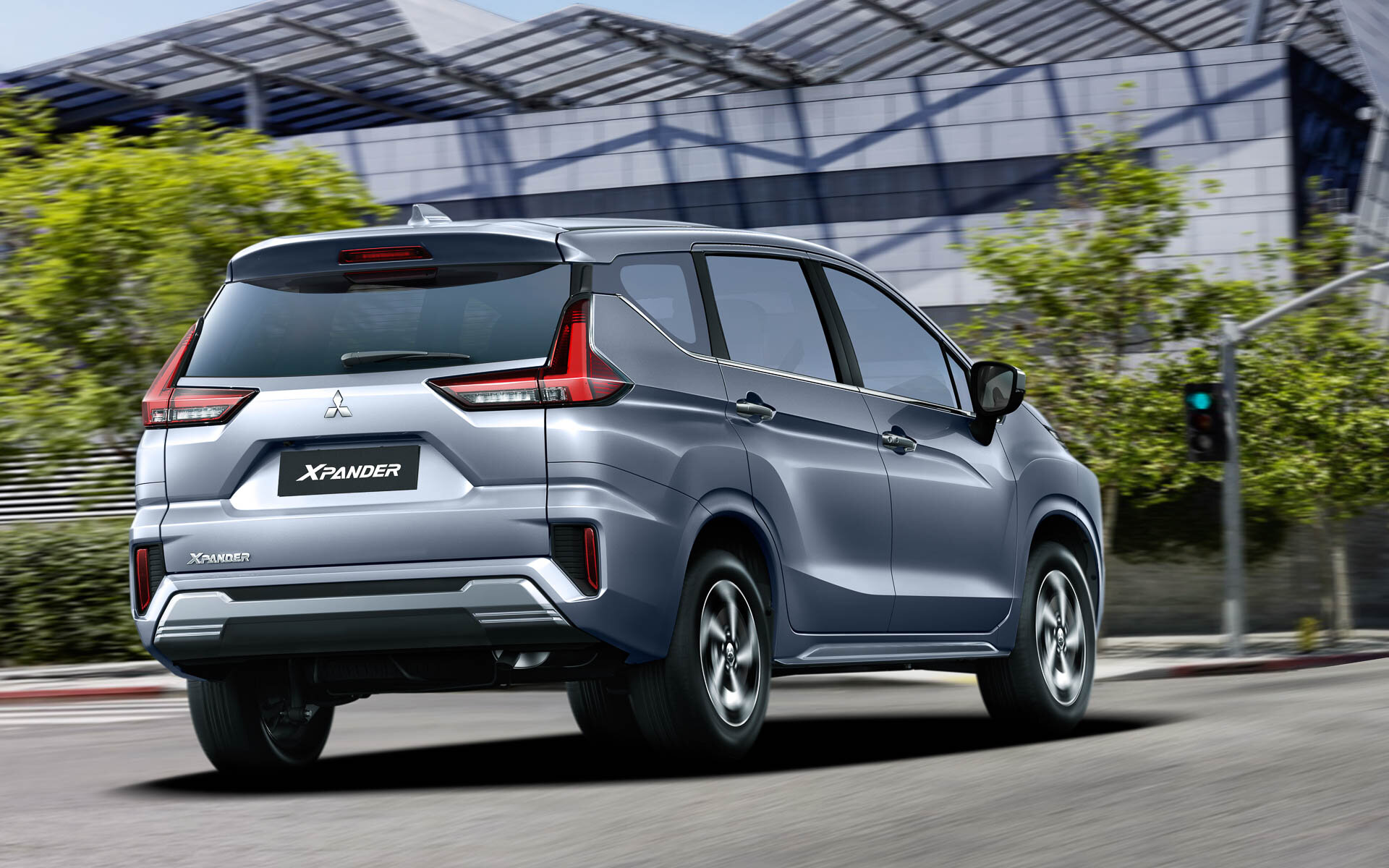 Популярный в Азии компактвэн Mitsubishi Xpander пережил обновление