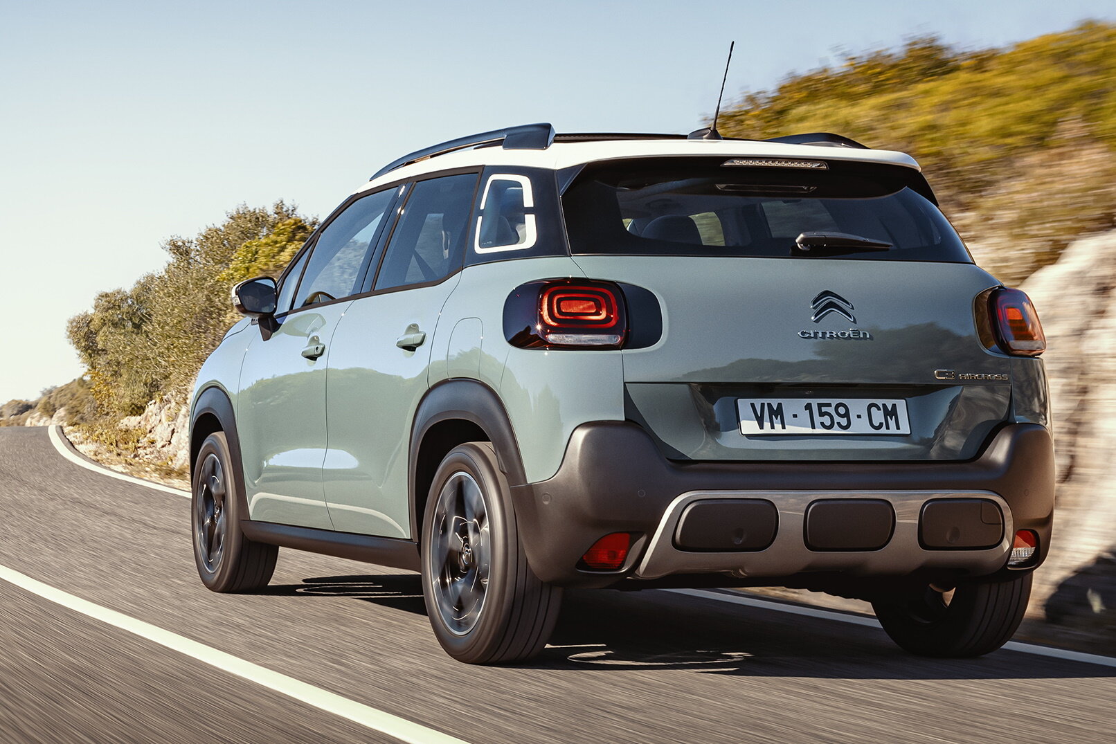 В России стартовали живые продажи обновленного Citroen C3 Aircross