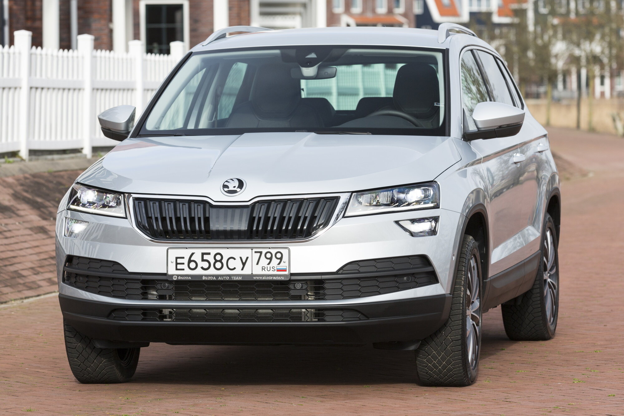 В России сертифицировали обновленный кроссовер Skoda Karoq