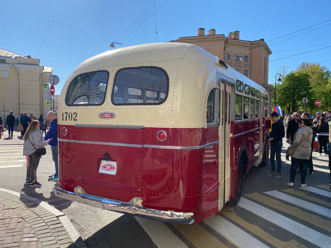 В Петербурге восстановили редчайший автобус ЗИС