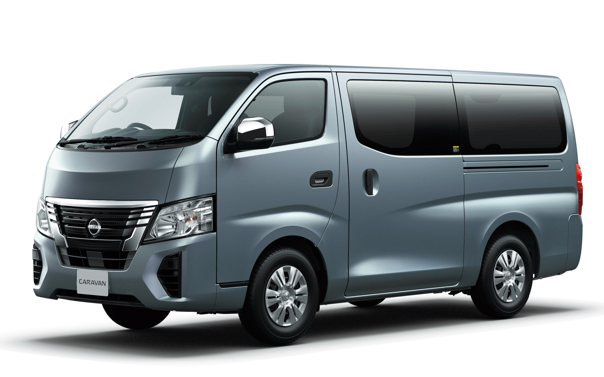 У обновленного Nissan Caravan появился улучшенный турбодизель