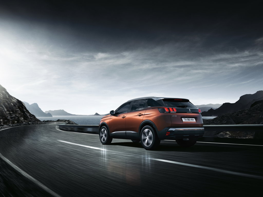 Peugeot 3008 с рестайлингом стал хуже проходить лосиный тест (ВИДЕО)