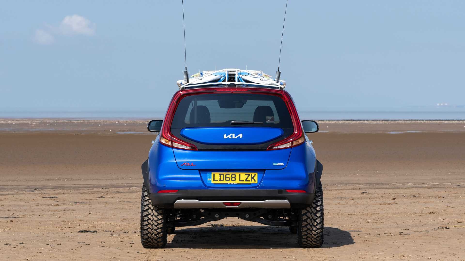 Soul EV Boardmasters Edition: идеальный электромобиль для серфингистов по версии Kia