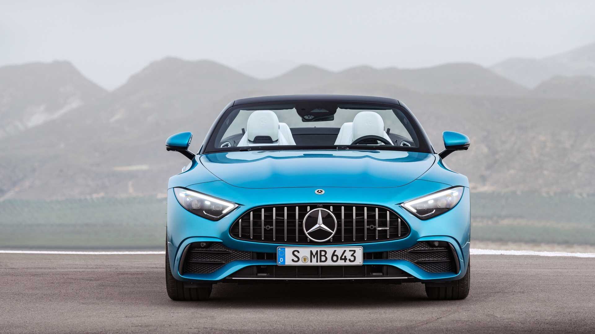 Родстер Mercedes-AMG SL получил удешевленную версию с задним приводом и 2,0-литровым двигателем