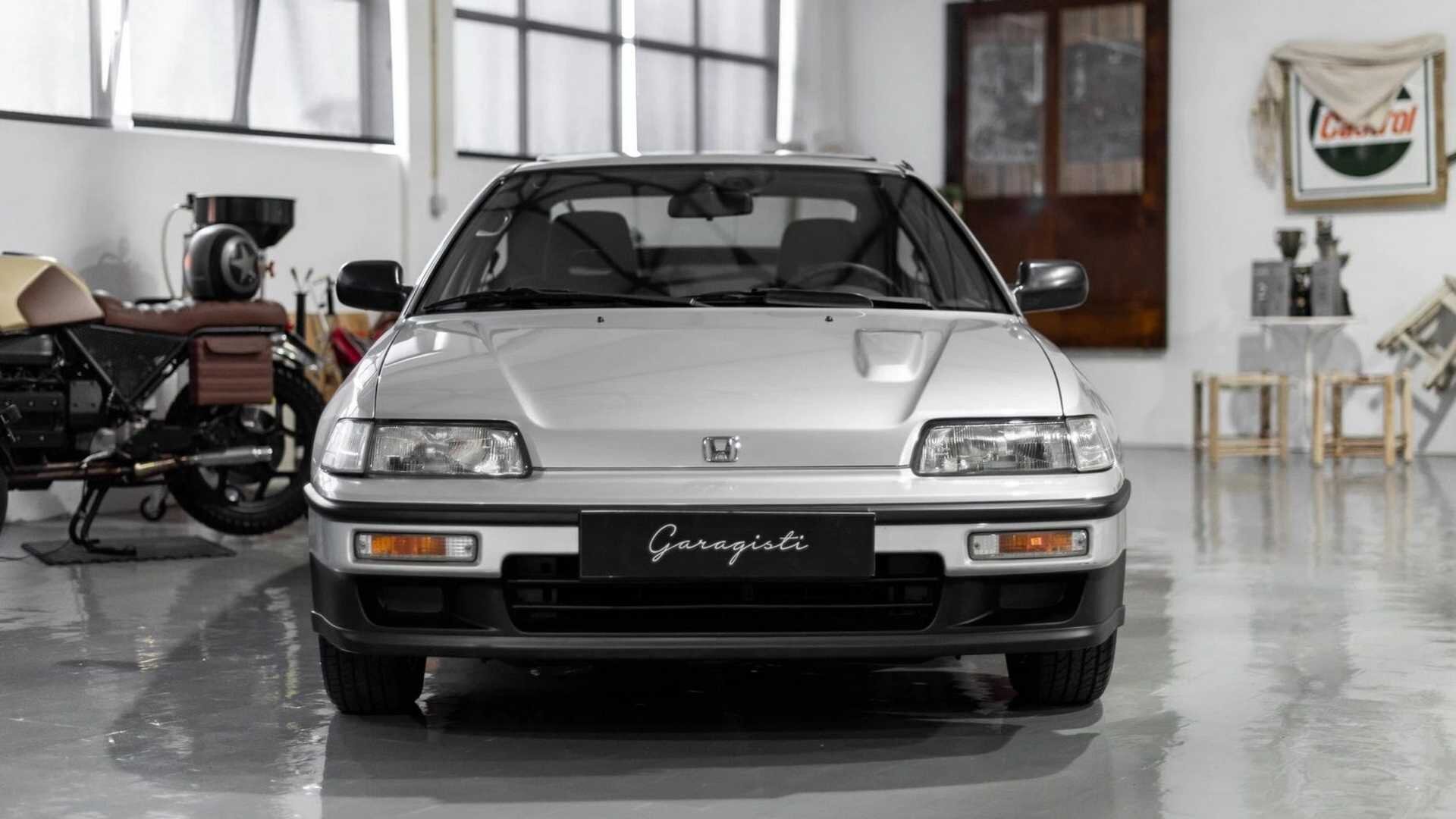 На аукцион выставили редкую Honda CR-X 1990 года без пробега (ФОТО)