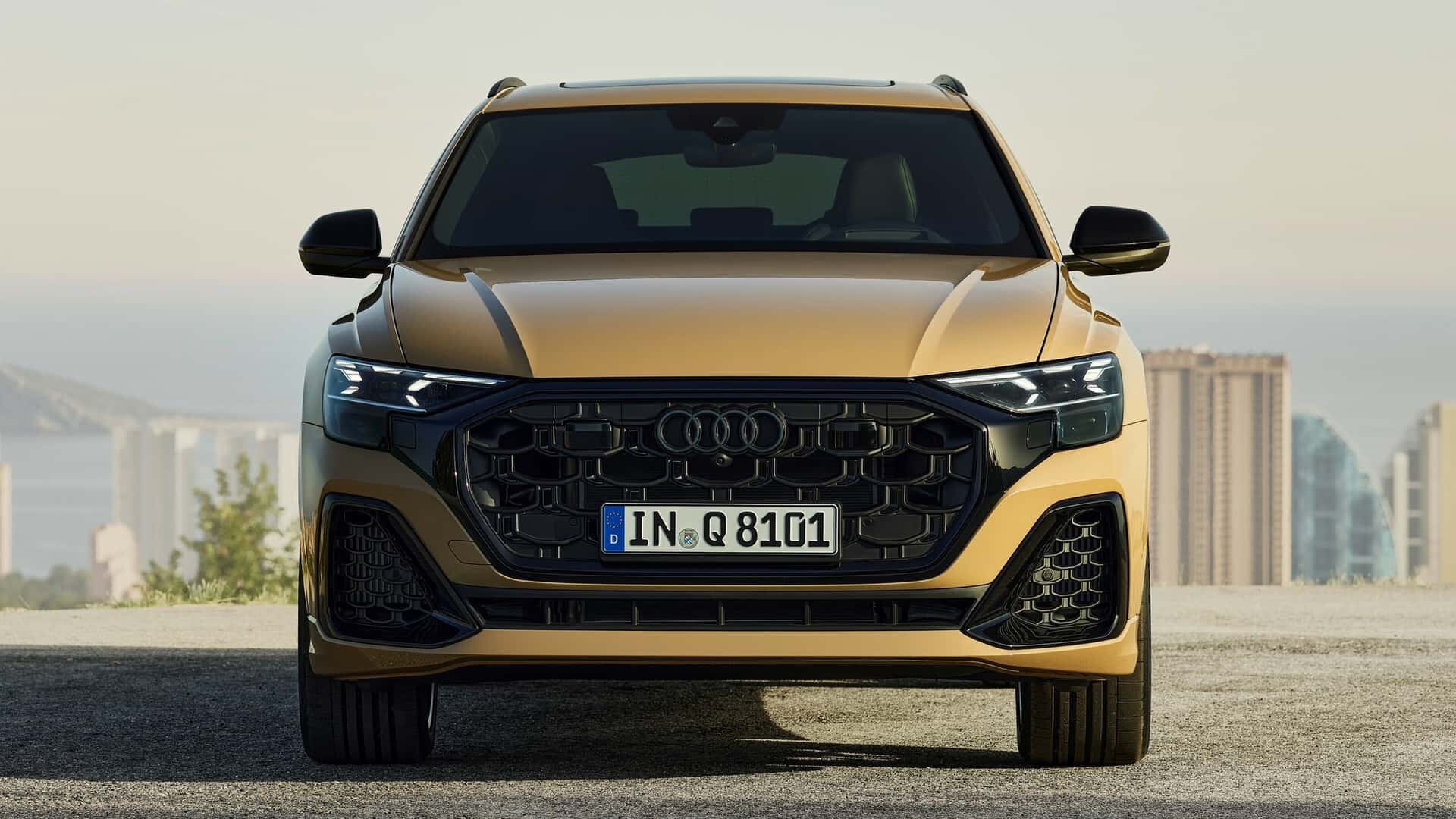 Audi Q8 / SQ8 подвергли модернизации