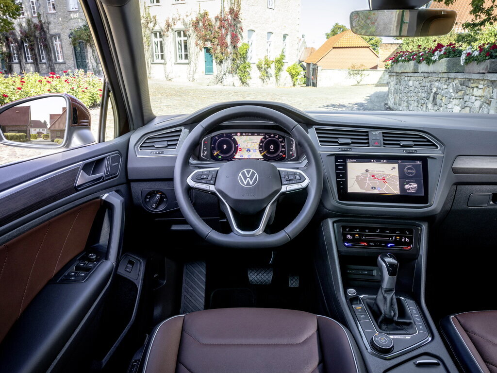 Volkswagen Tiguan в новом поколении получил спортивный дизайн