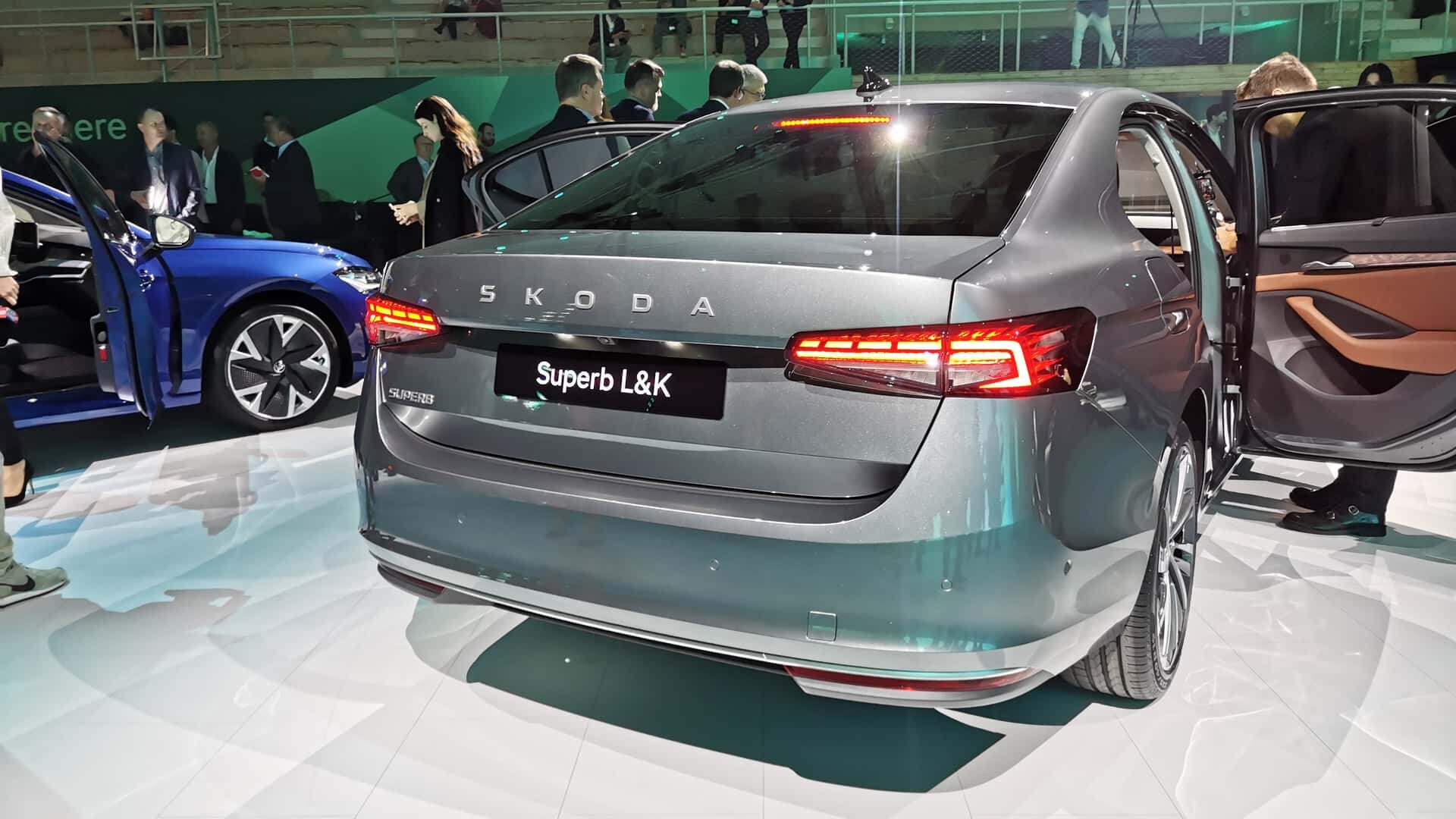 Новая Skoda Superb: солидный дизайн и широкая гамма двигателей