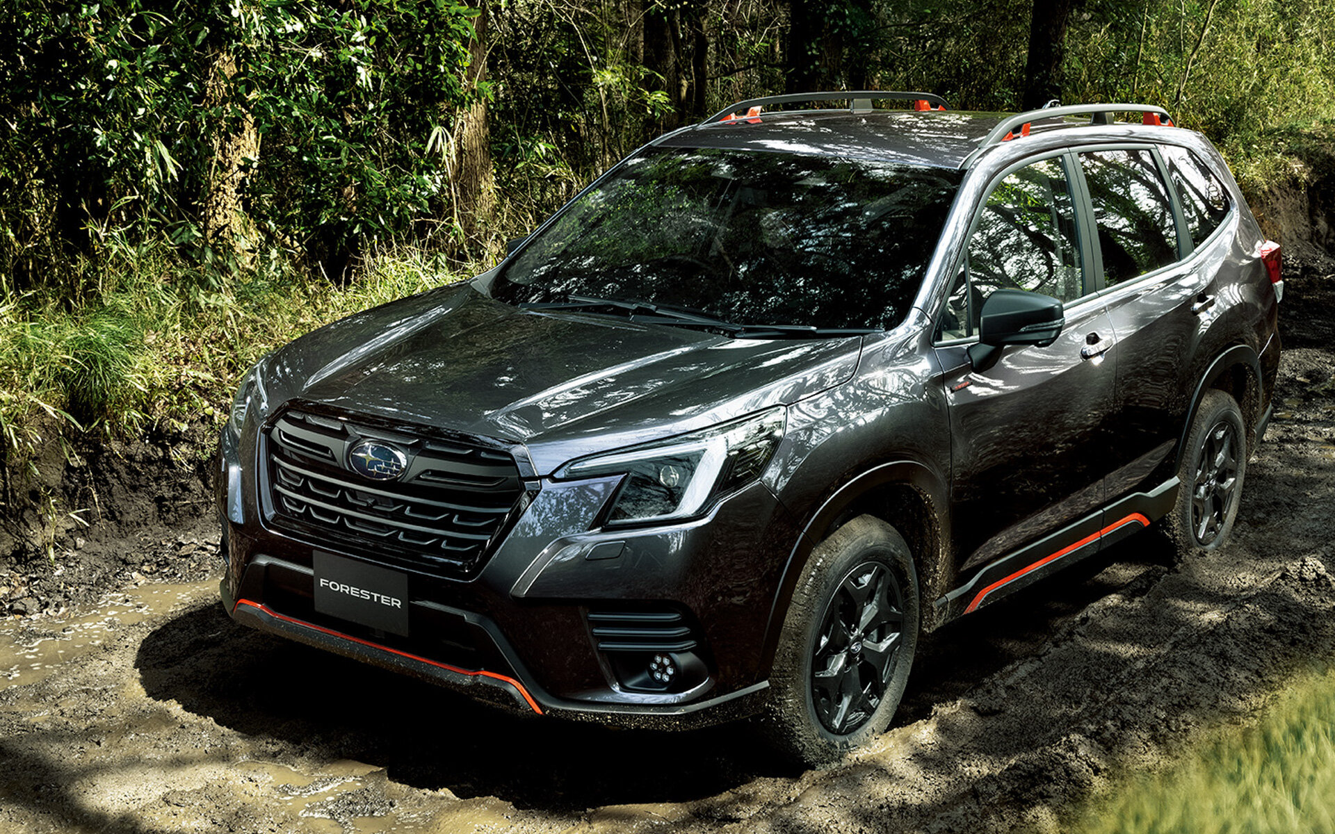 Subaru представила слегка улучшенную версию кроссовера Forester