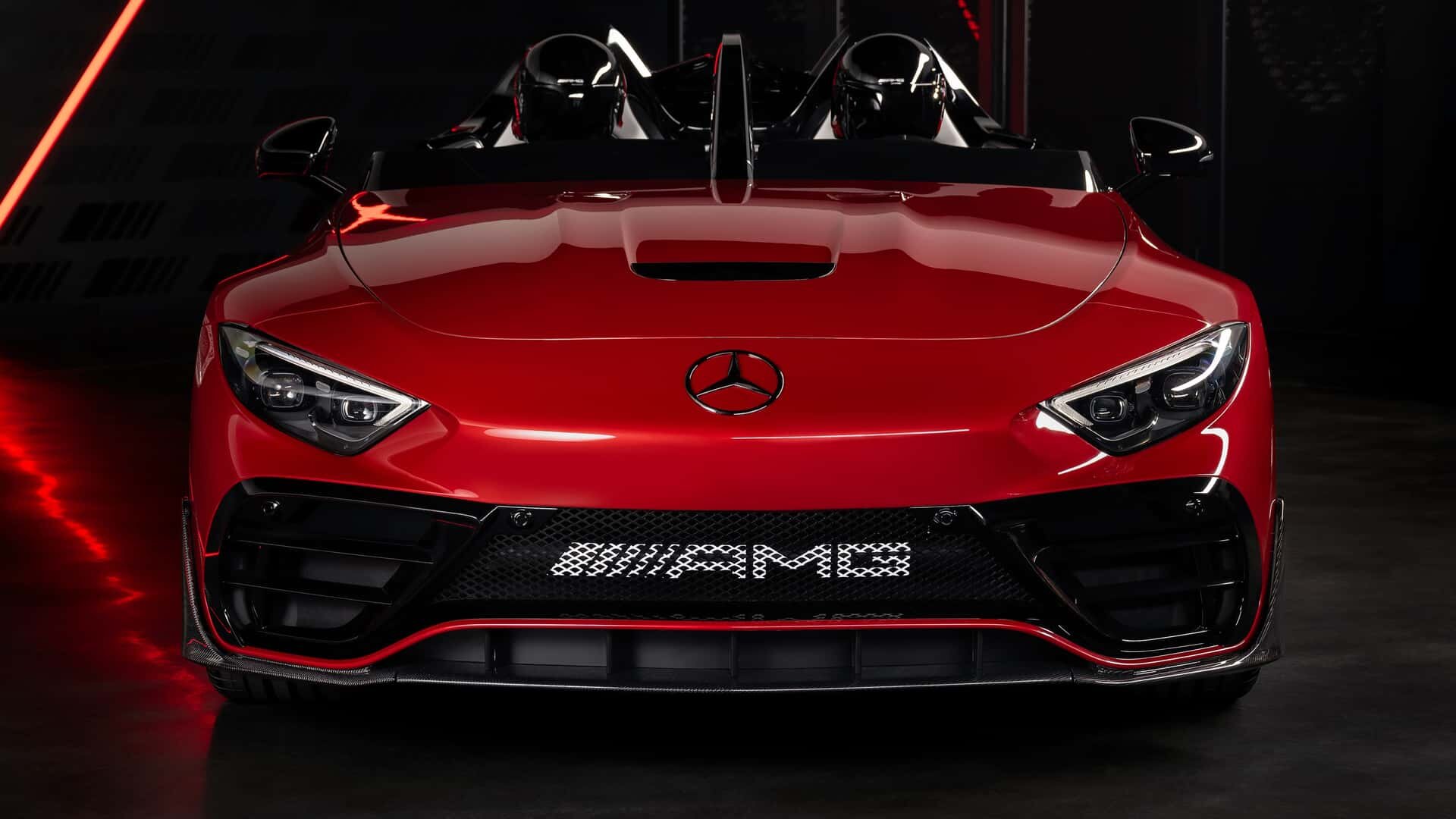 Mercedes-AMG представил коллекционный родстер PureSpeed